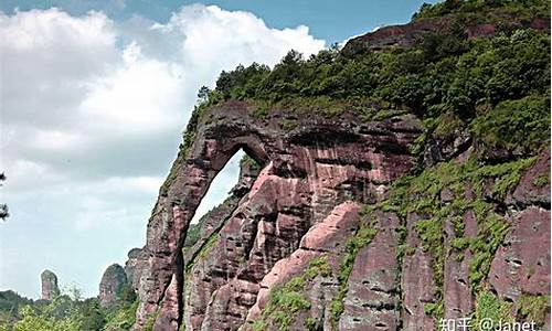 龙虎山旅游攻略知乎_龙虎山旅游攻略一日游线路