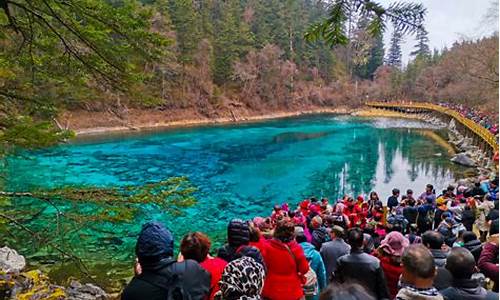 西安到九寨沟旅游攻略及费用_西安到九寨沟旅游团报价